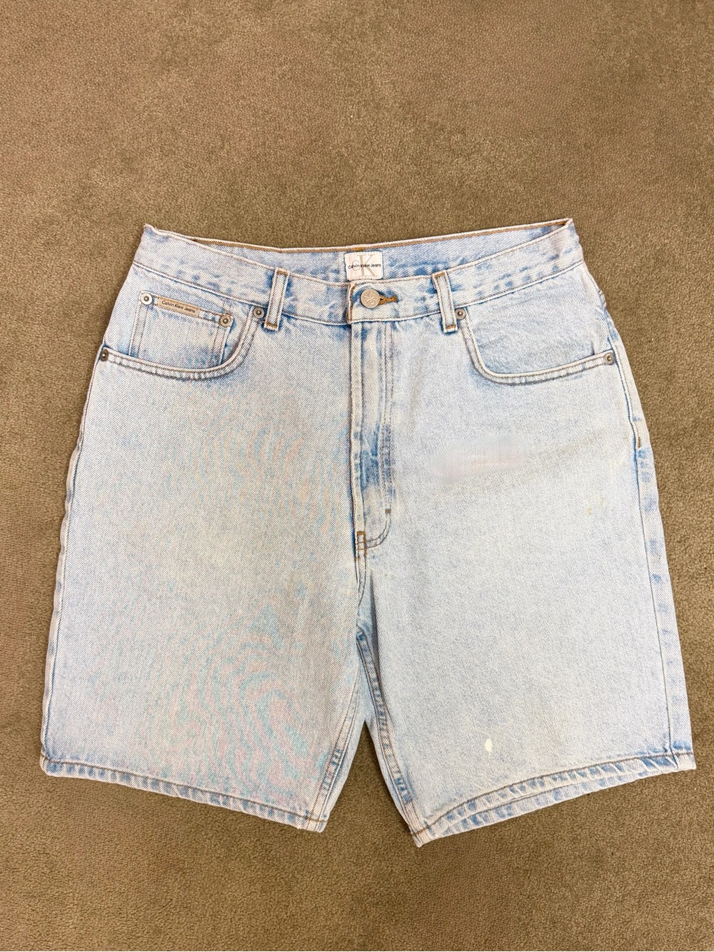 90s Vintage 🤎 Calvin Klein Jeans Unisex Light-Wash Denim Shorts